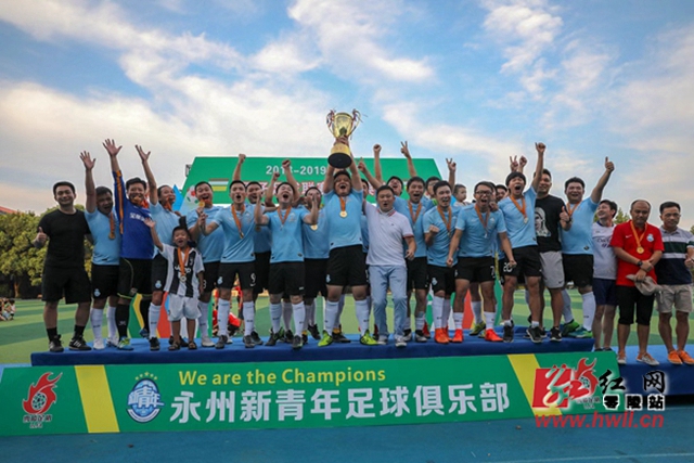 赵嘉义21+8青岛胜江苏 王哲林17+15上海胜广州